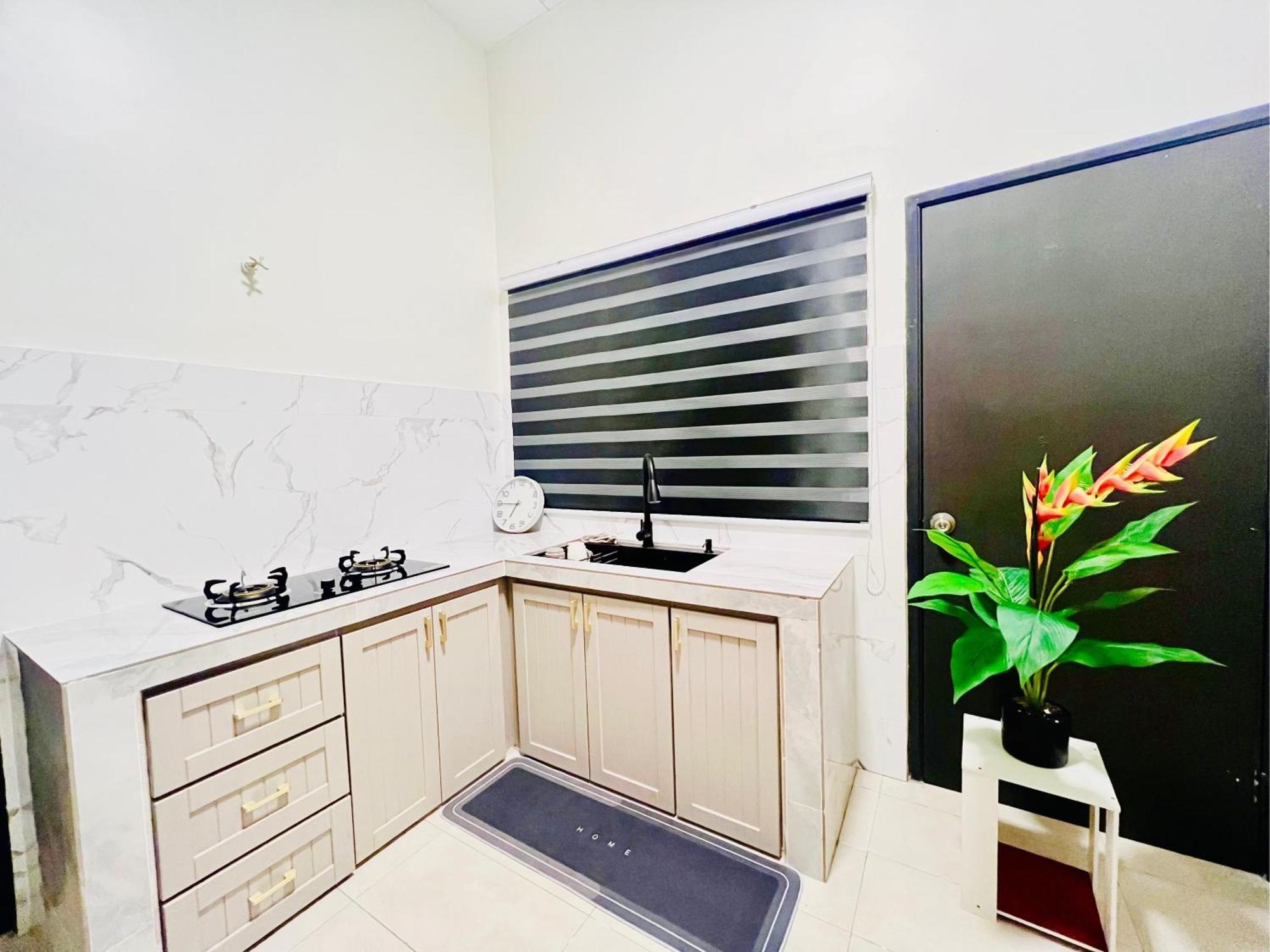 Quayside Cove Homestay - Corner House, Shah Alam Rimbayu Netflix Syok Tv Bbq Экстерьер фото